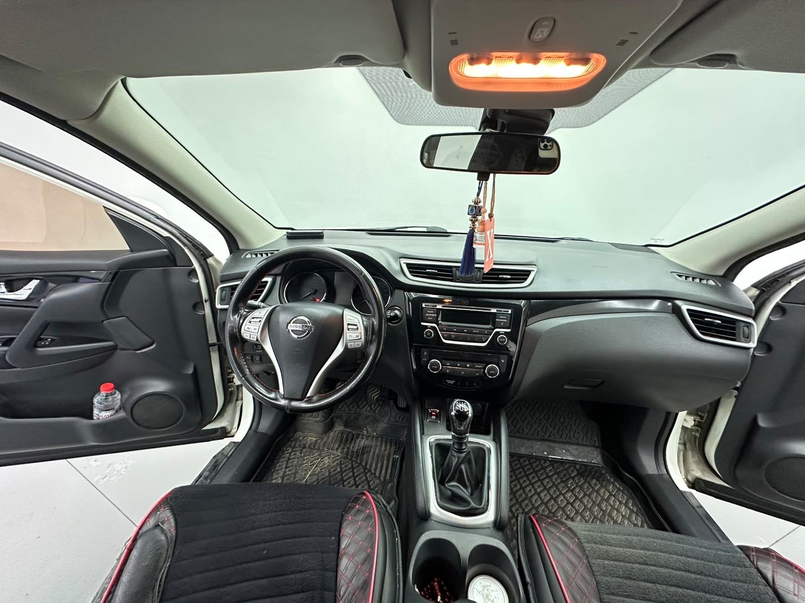 NISSAN QASHQAI 29